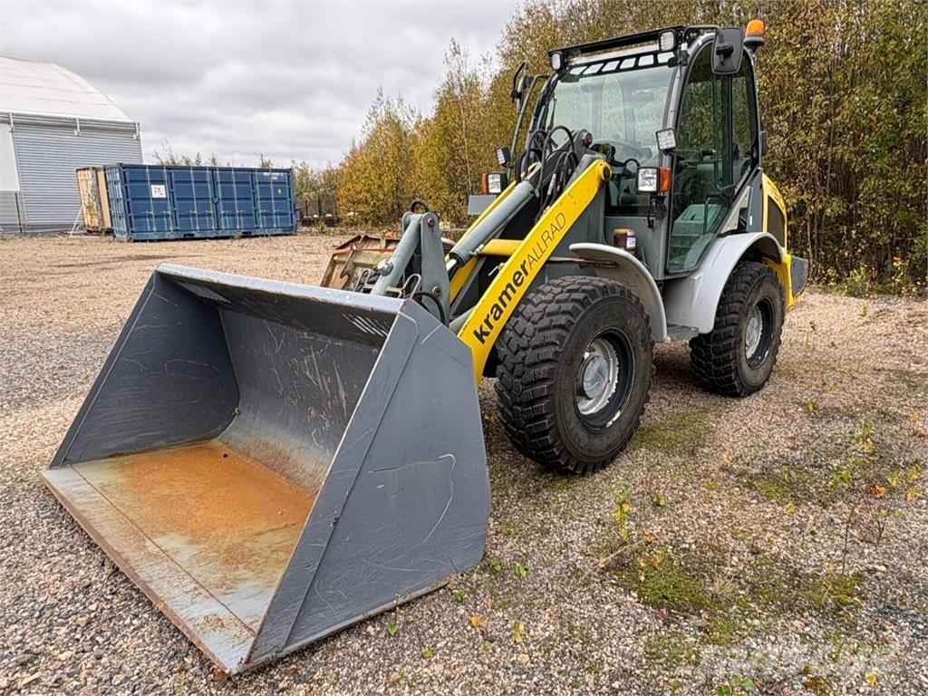 Kramer 750 MYYTY !!! Gumikerekes homlokrakodók