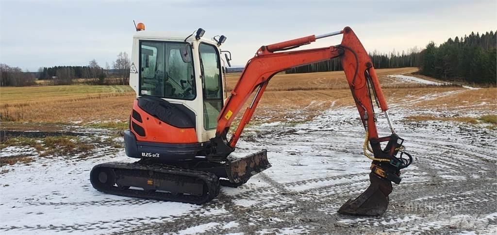 Kubota U25-3 Mini kotrók < 7t