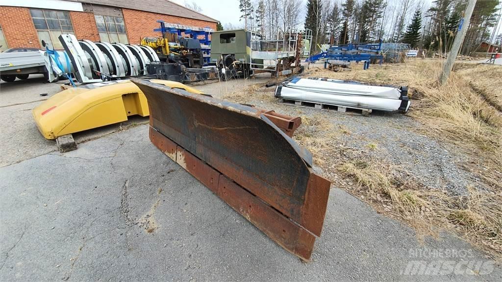  Lana hydraulinen Egyéb útkarbantartó és hókotró gépek