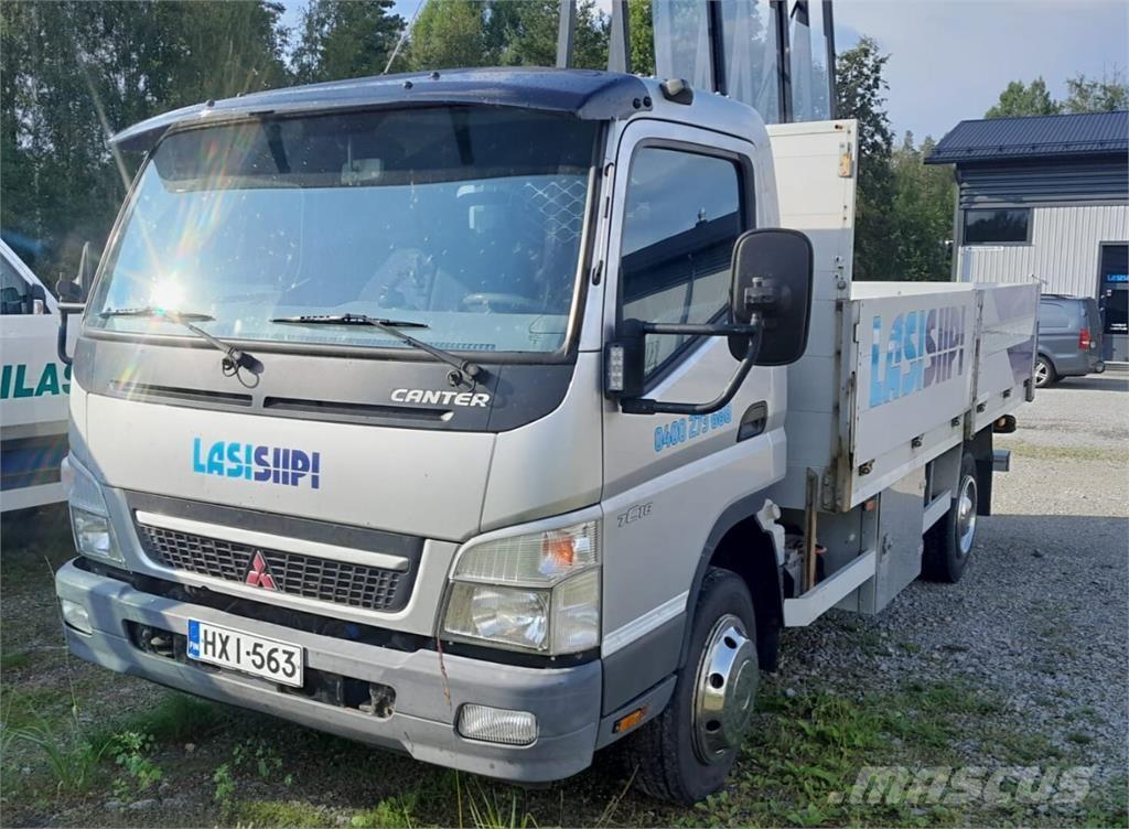 Mitsubishi Canter Kis teherszállító/Platós kocsi