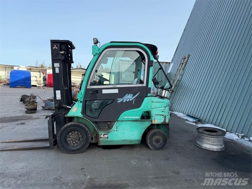 Mitsubishi FD20N Dízel targoncák