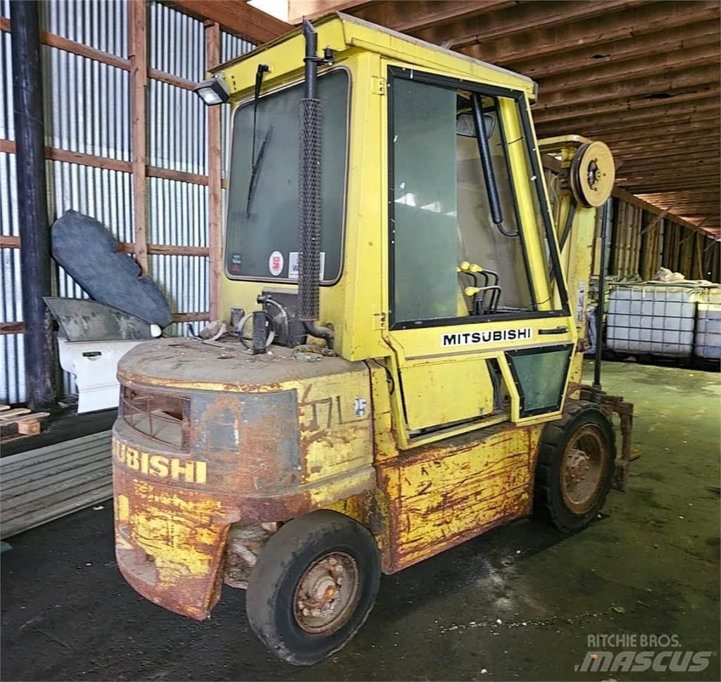 Mitsubishi FD25 Dízel targoncák