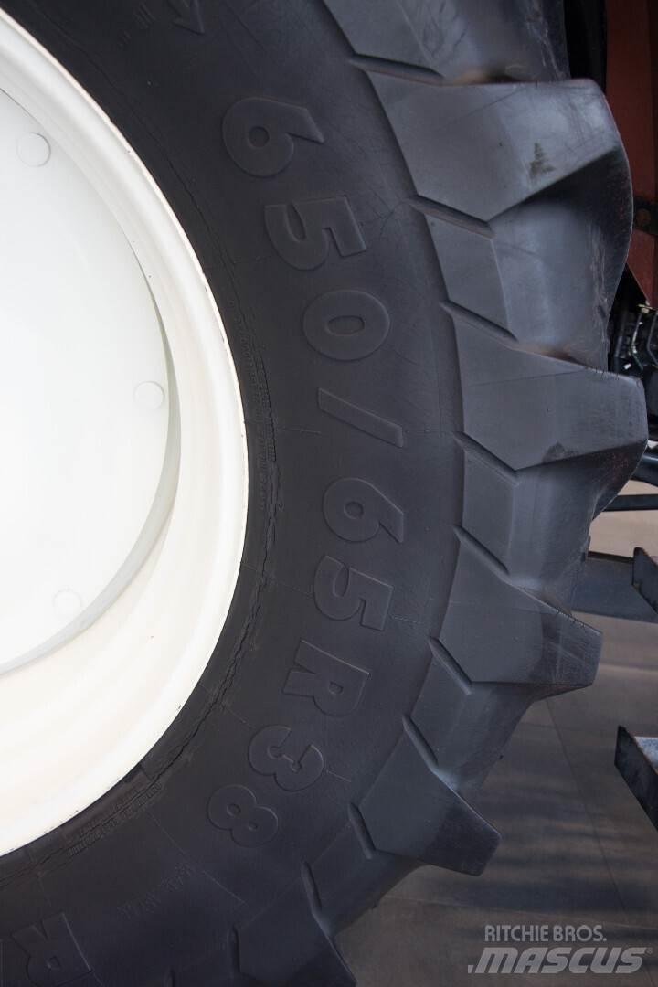New Holland M135 Traktorok