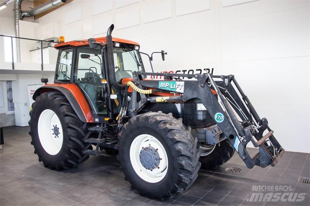 New Holland M135 Traktorok