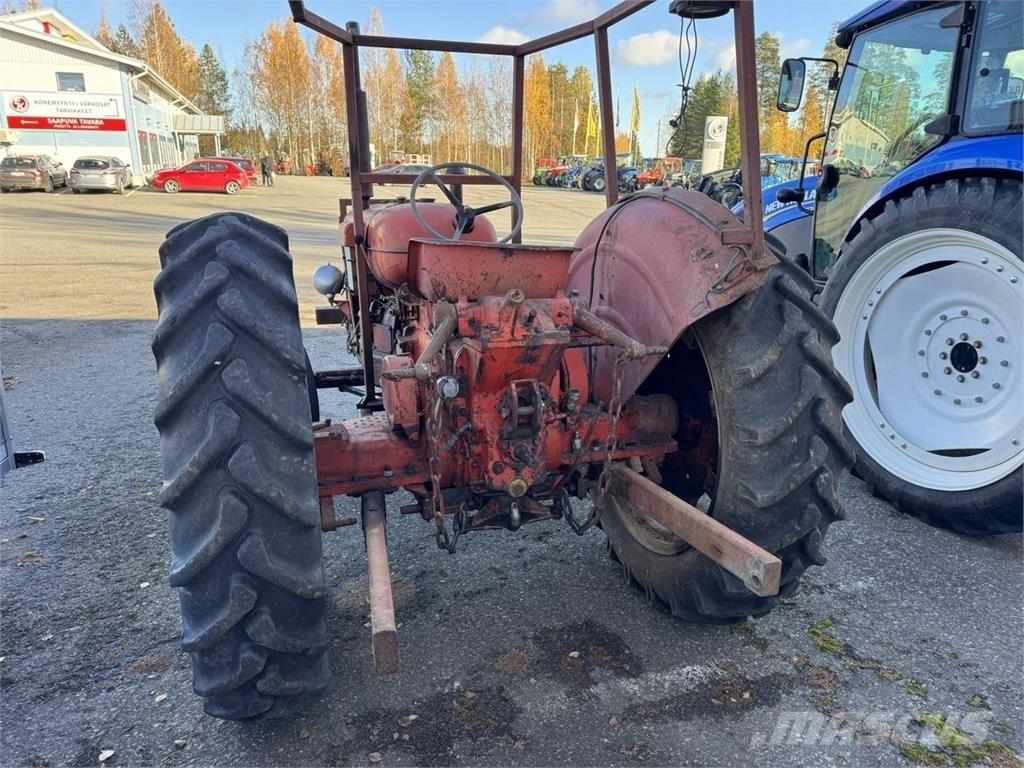 Nuffield 460 Traktorok
