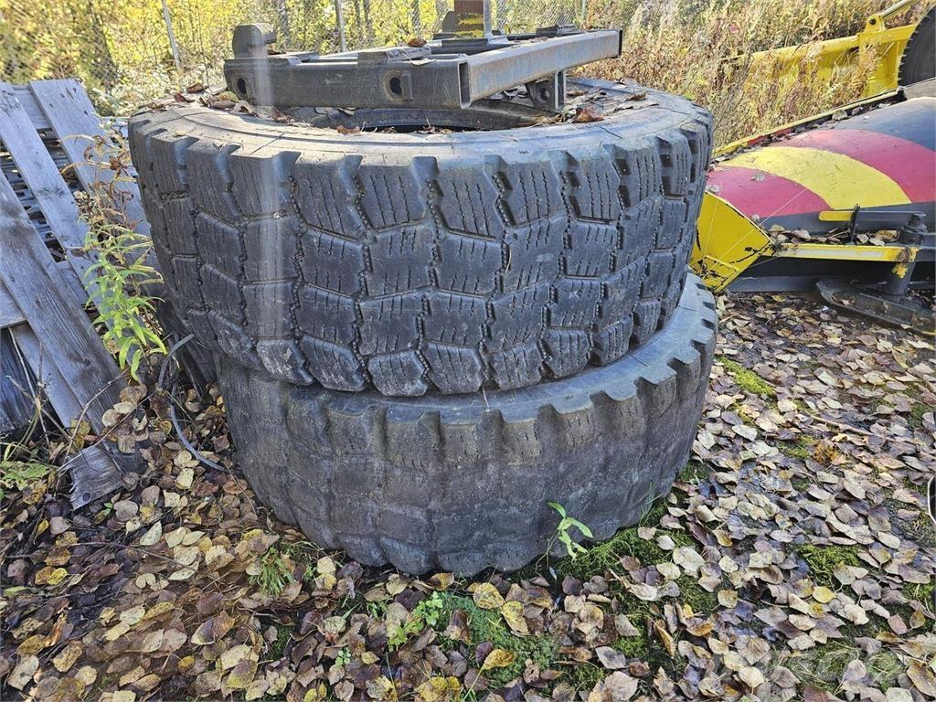  Renkaat 20.5R25 Egyéb alkatrészek