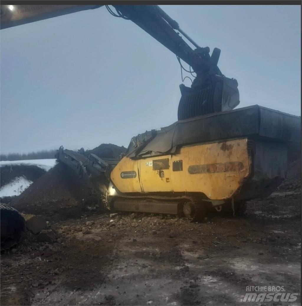  Rubblemaster RM70 Törőgépek