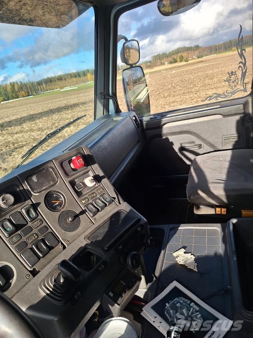 Scania 143H erdészeti gépszállító teherautók