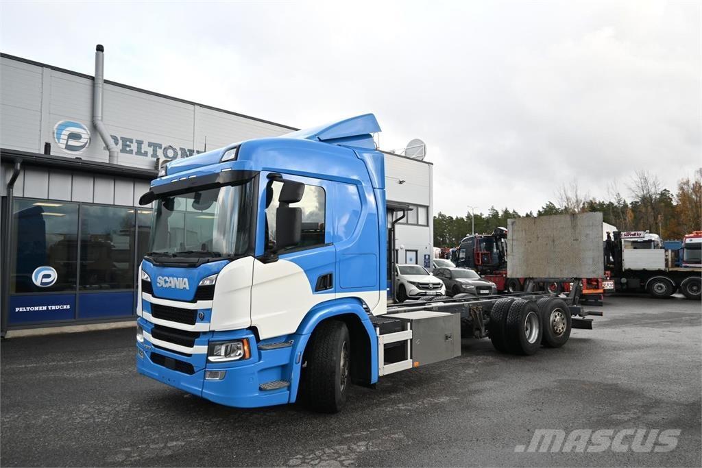 Scania P370 6x2*4 Fülkés alváz