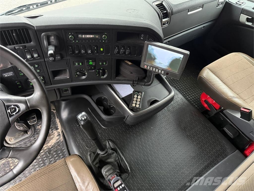 Scania R560 Horgos rakodó teherautók