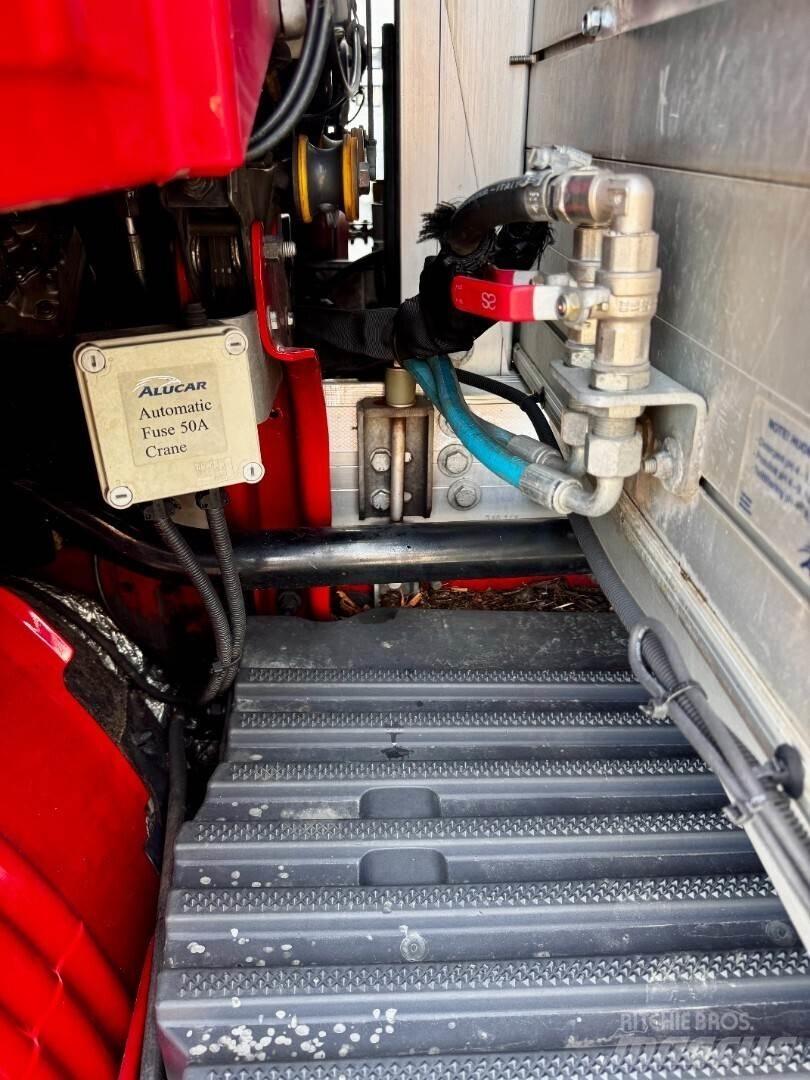 Scania R730 8x4 Rönkszállító teherautók