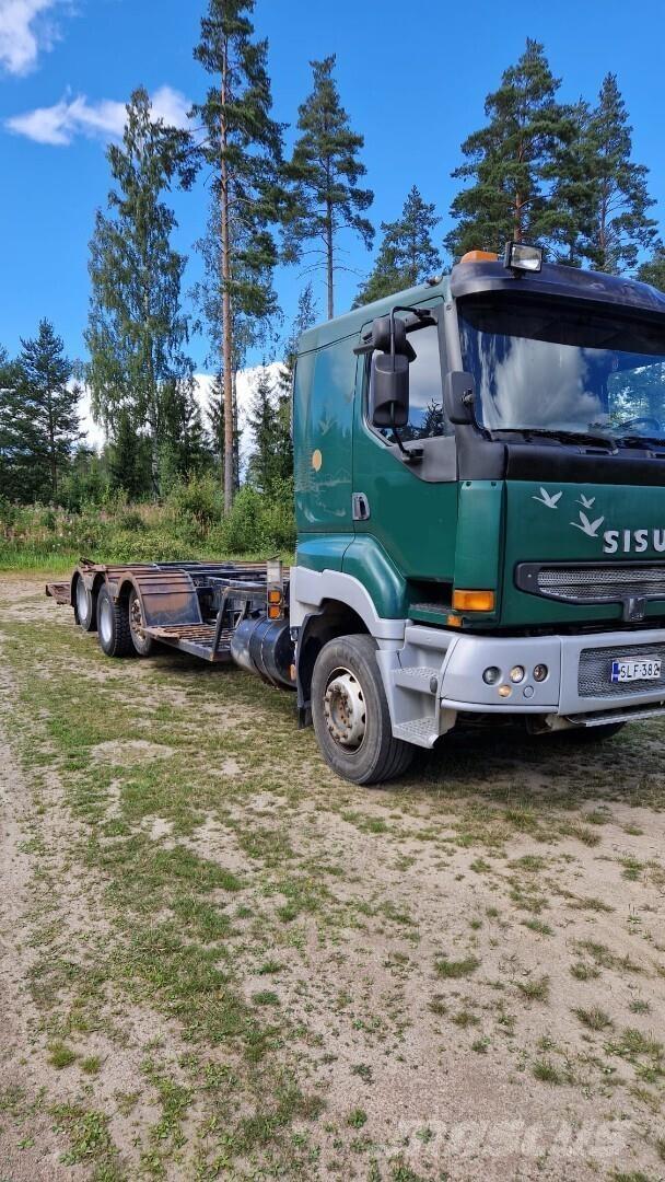 Sisu E12M Járműszállítók
