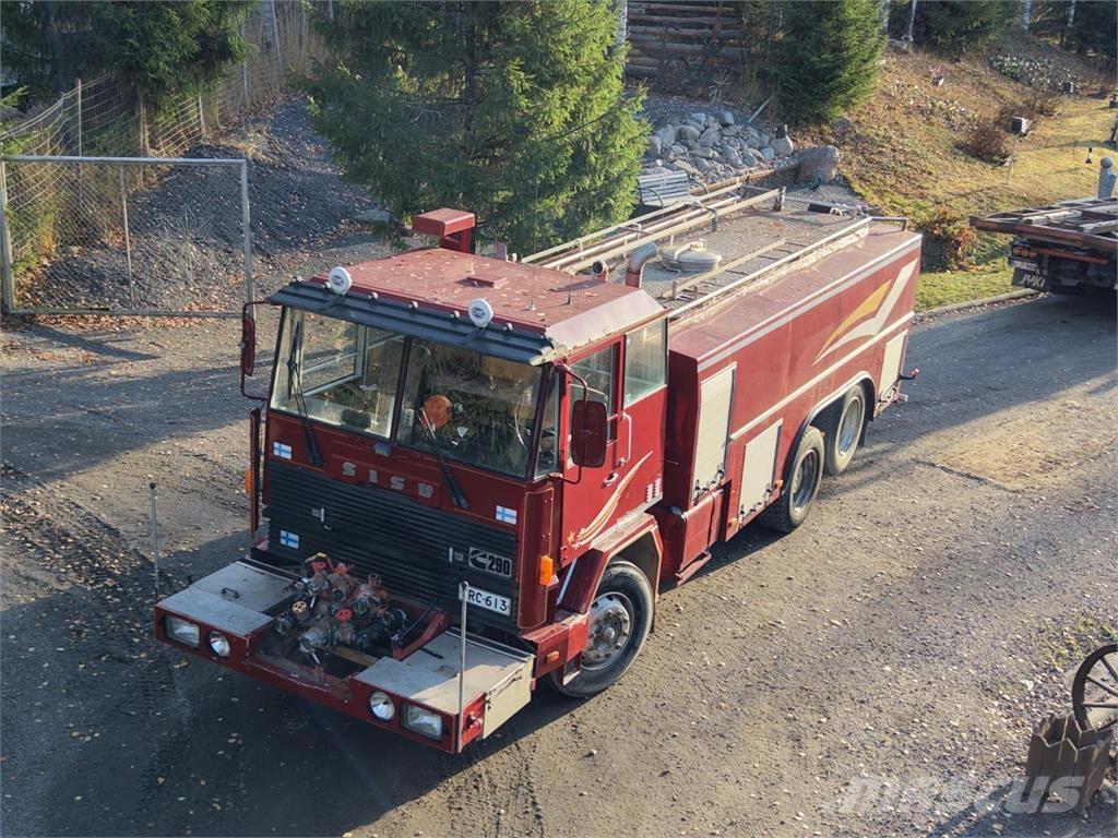 Sisu Paloauto 6X2 Egyéb