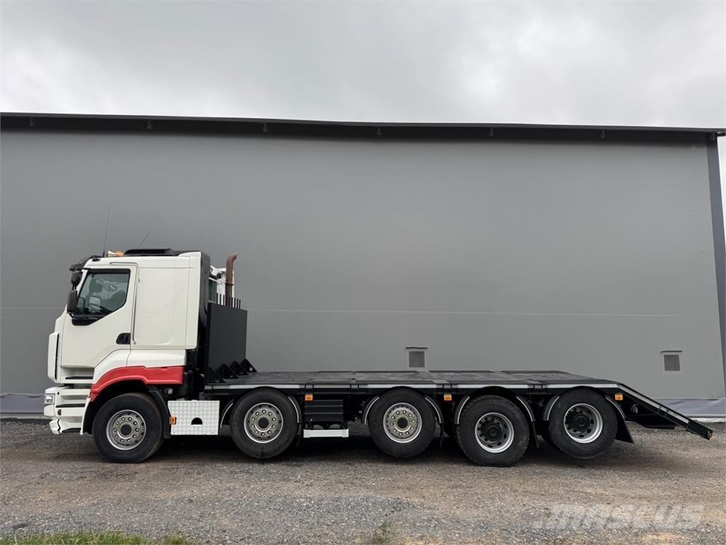 Sisu R500 10x4 erdészeti gépszállító teherautók