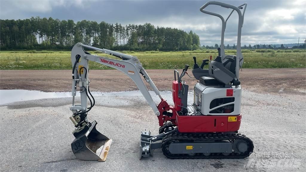 Takeuchi TB210R Mini kotrók < 7t