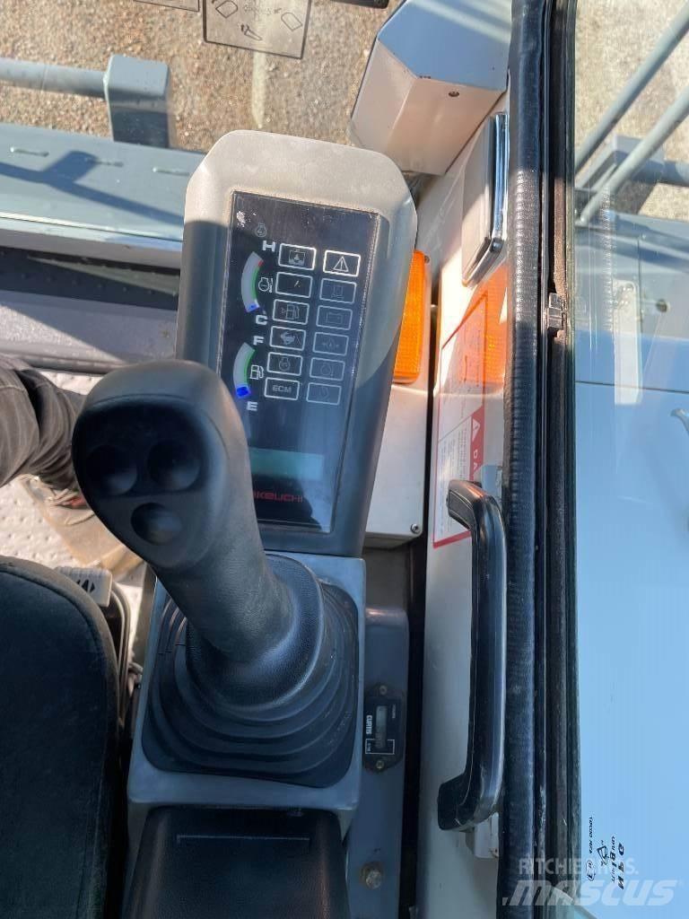 Takeuchi TCR50 Lánctalpas dömperek