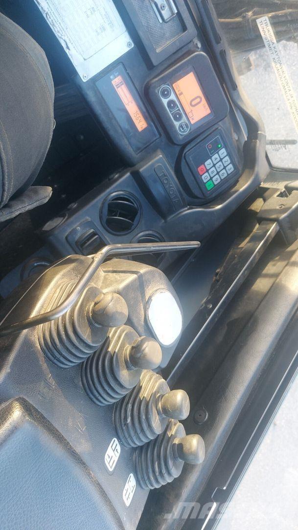 Toyota 8FDF25 Dízel targoncák