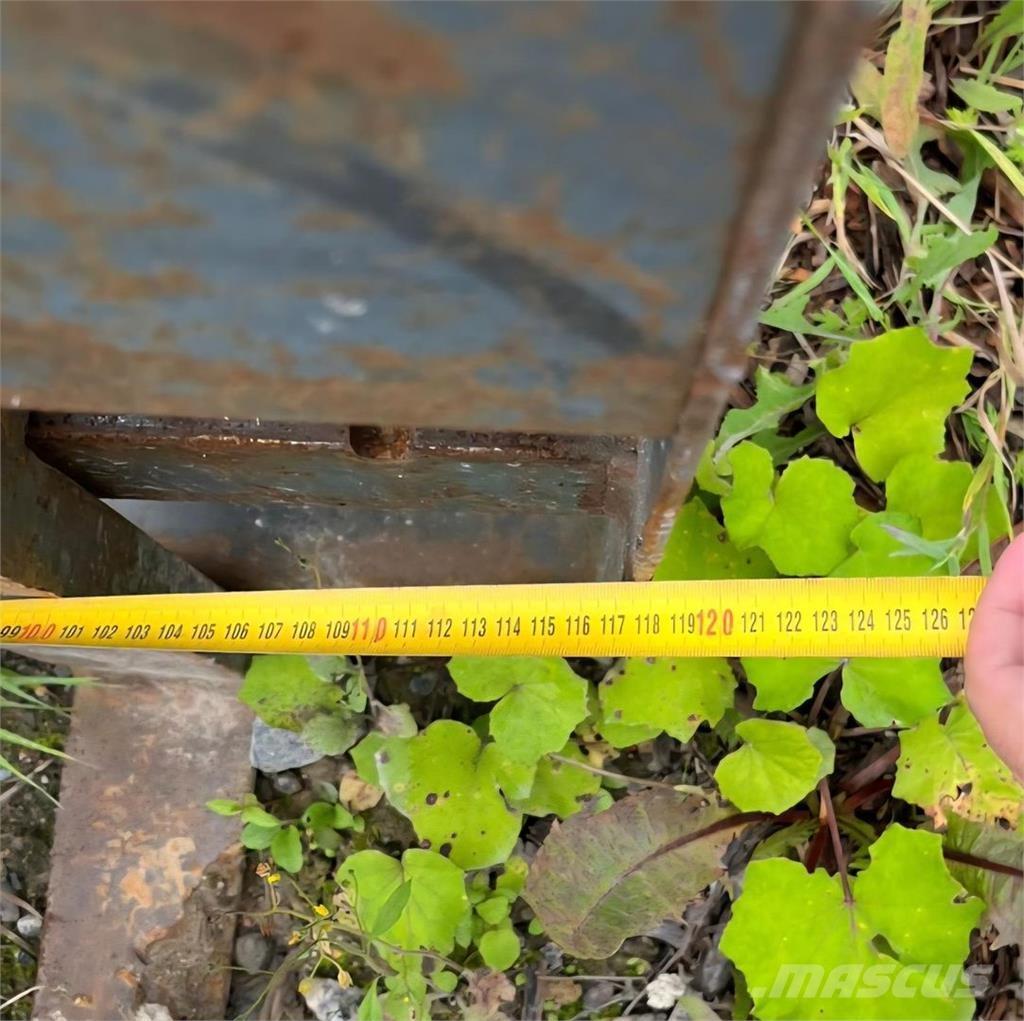  Trukkipiikit Villák