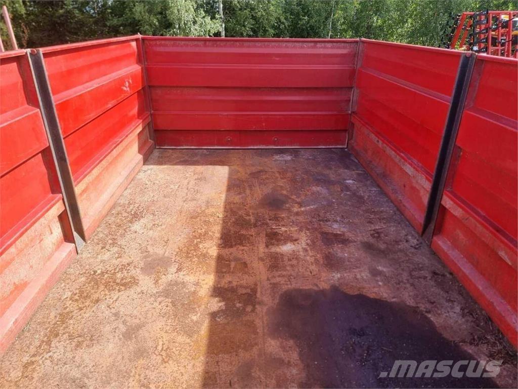 Tuhti M85 Billenő Mezőgazdasági pótkocsik