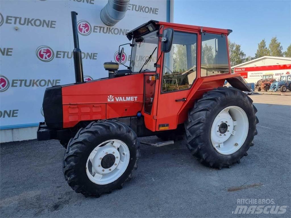 Valmet 505-4 GLTX Traktorok