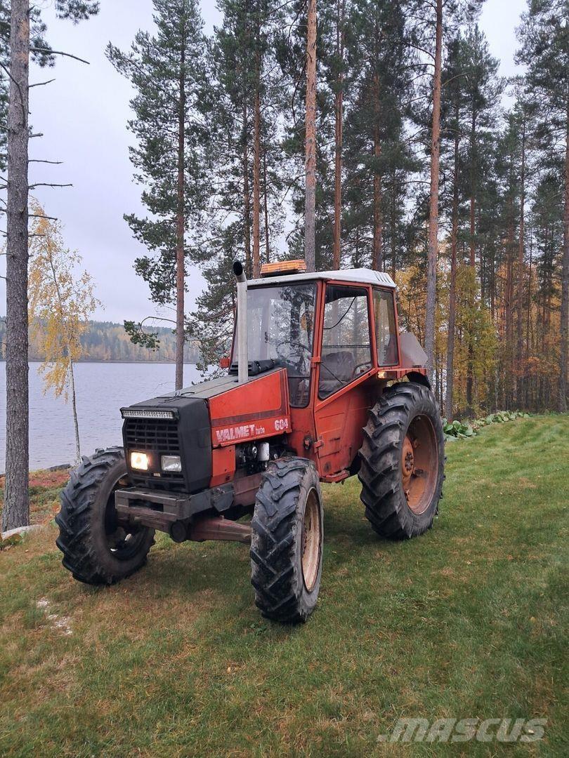 Valmet 604 Traktorok
