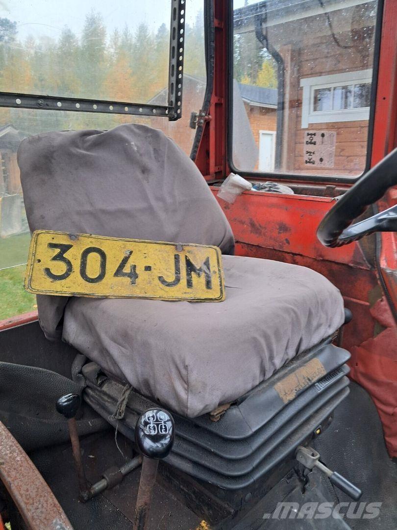 Valmet 604 Traktorok