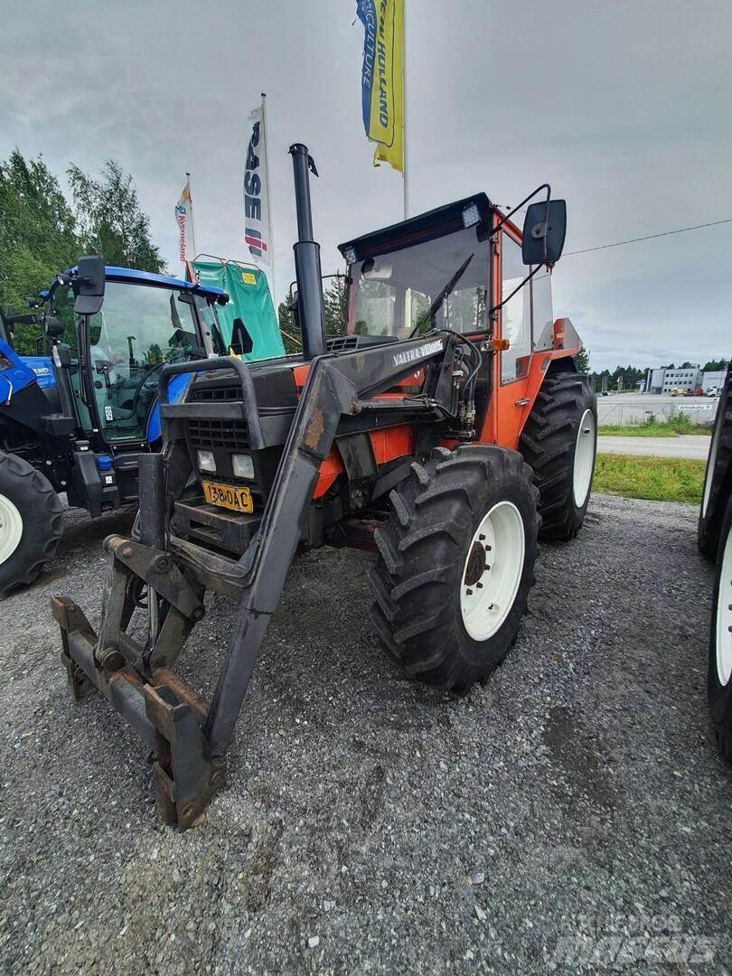 Valmet 605-4 EK Traktorok