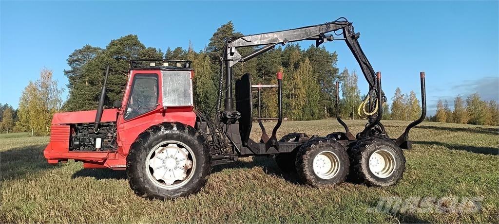 Valmet 702 Kihordók