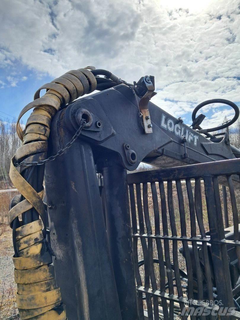 Valmet 840 Kihordók