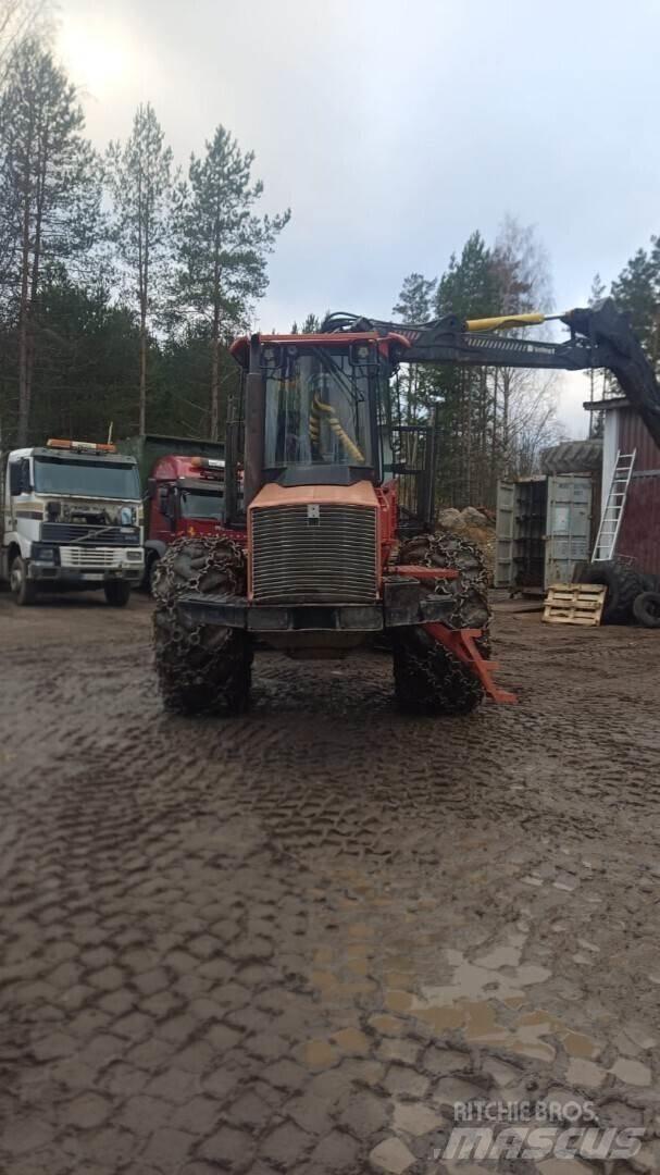 Valmet 840.3 Kihordók