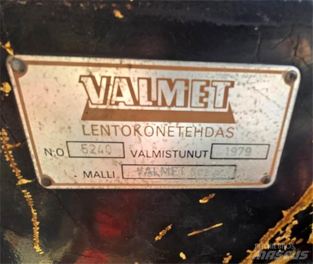 Valmet 886K Kihordók