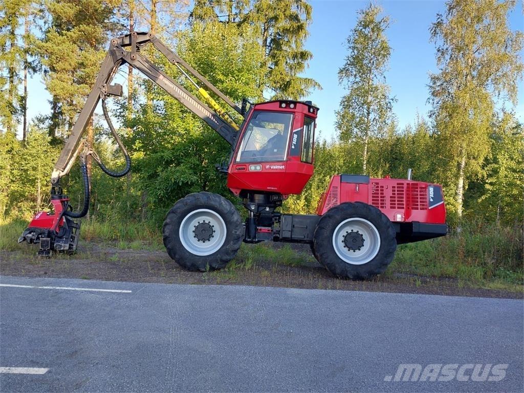 Valmet 901.4 Betakarítók