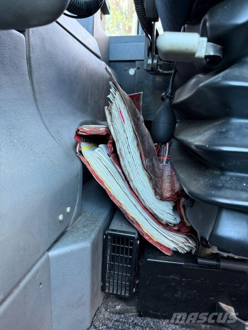 Valmet 911 Betakarítók