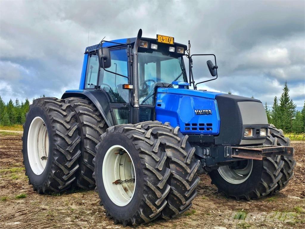 Valtra 6400 Traktorok