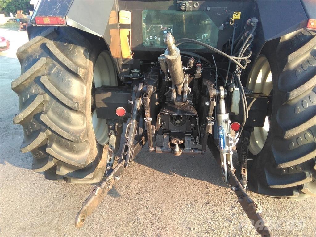 Valtra 6400 Traktorok