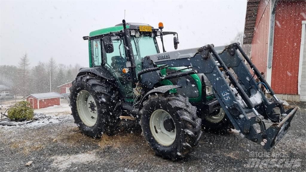 Valtra A92 Traktorok
