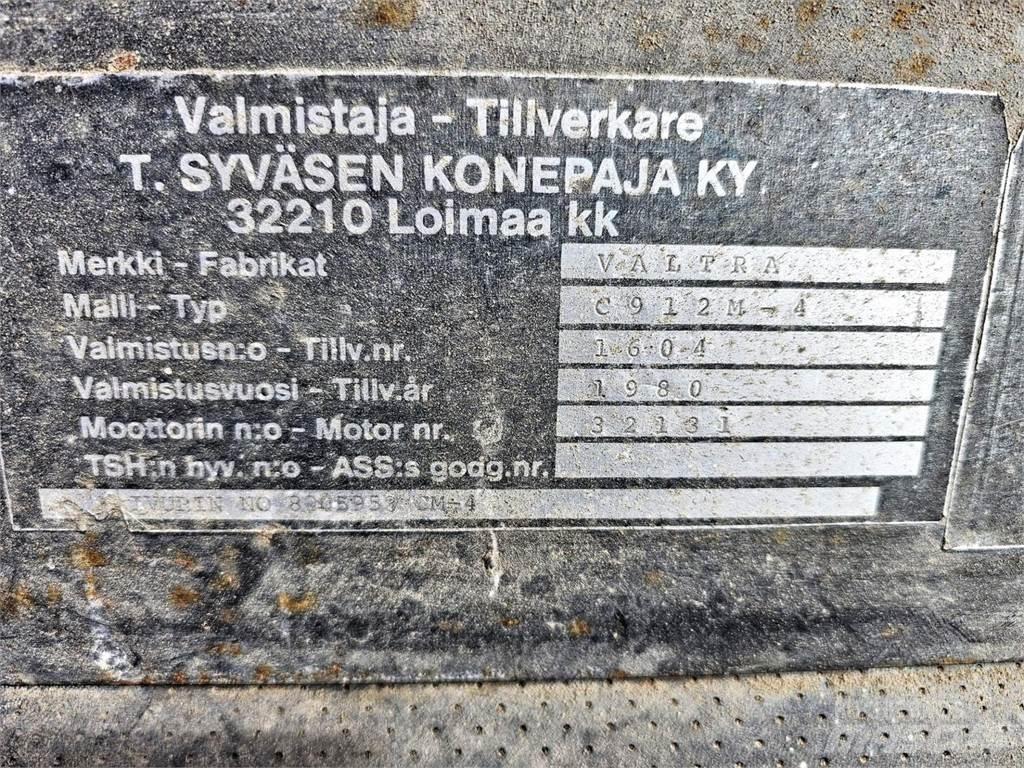 Valtra C 912M-4 Kotrórakodók