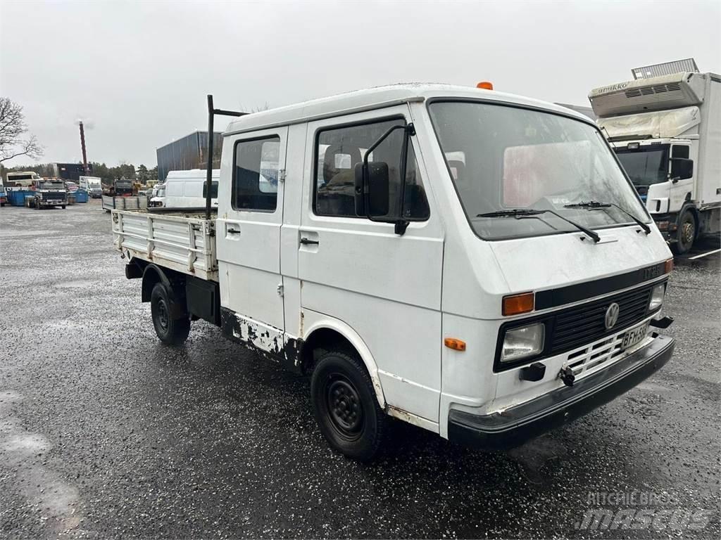 Volkswagen LT28 Platós / Ponyvás teherautók