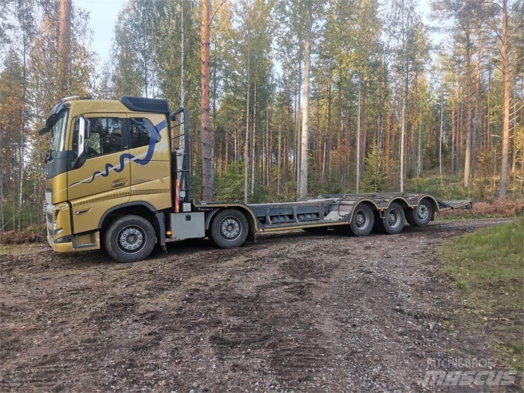 Volvo 750 Járműszállítók