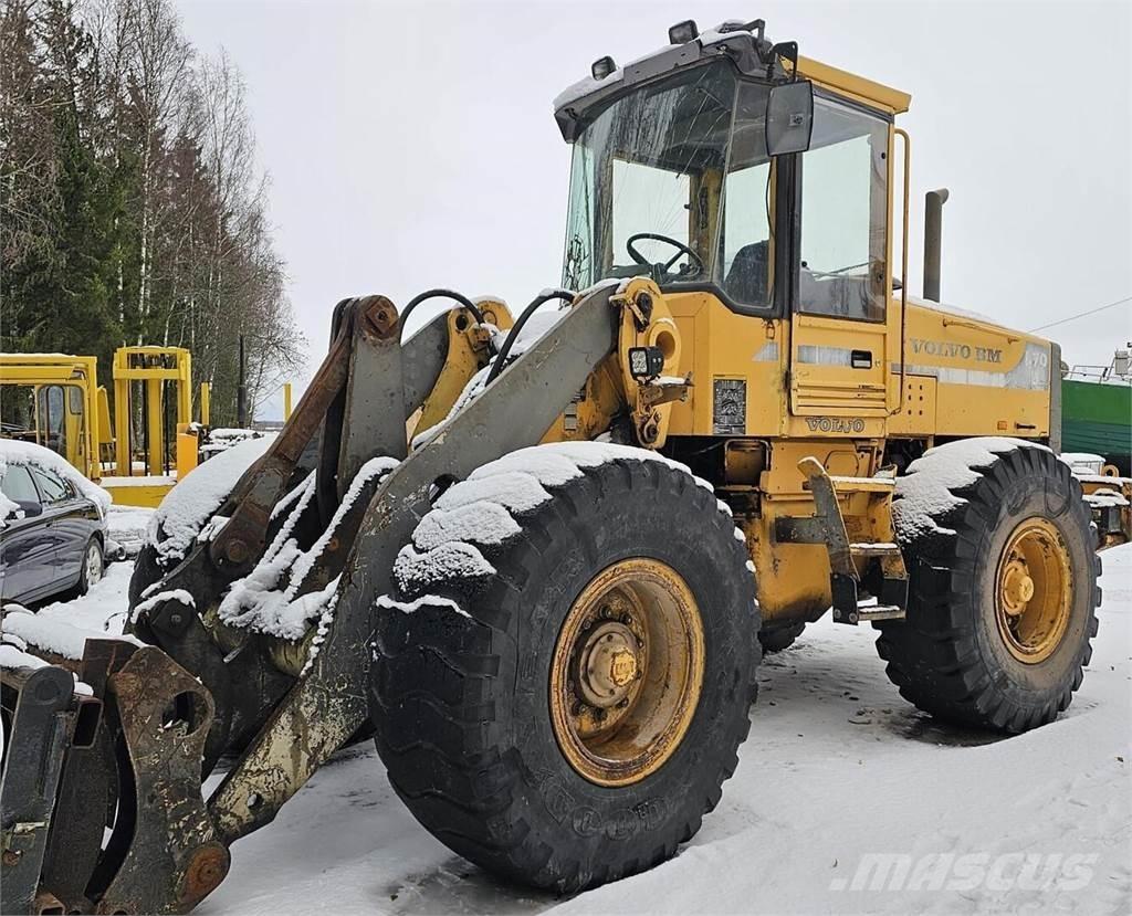 Volvo BM L 70 B Gumikerekes homlokrakodók