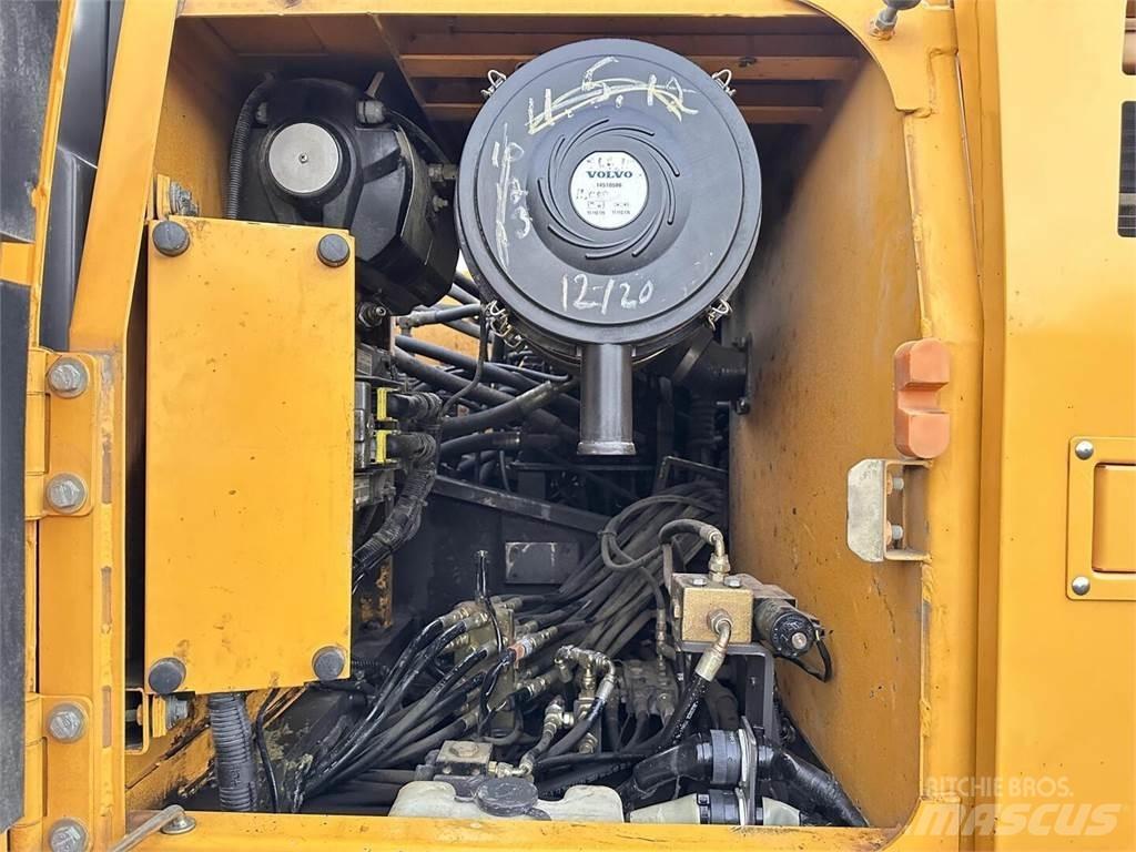Volvo EC210CL Lánctalpas kotrók