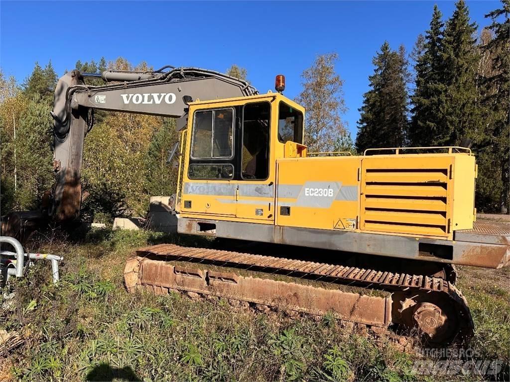 Volvo EC230B Lánctalpas kotrók