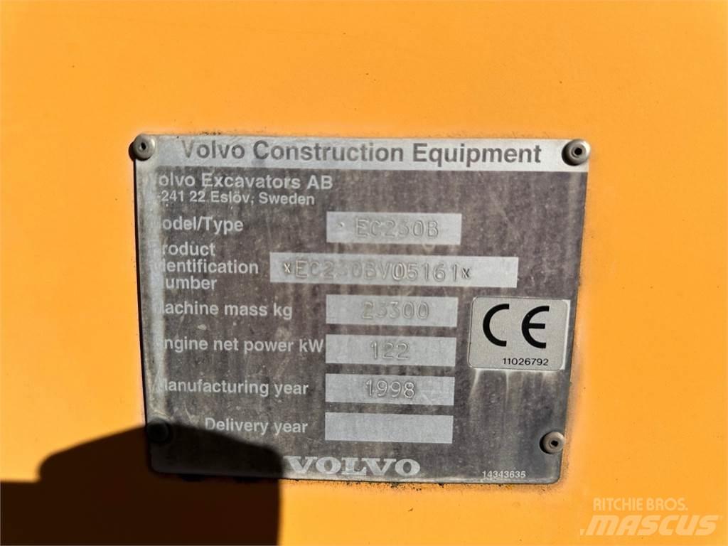 Volvo EC230B Lánctalpas kotrók