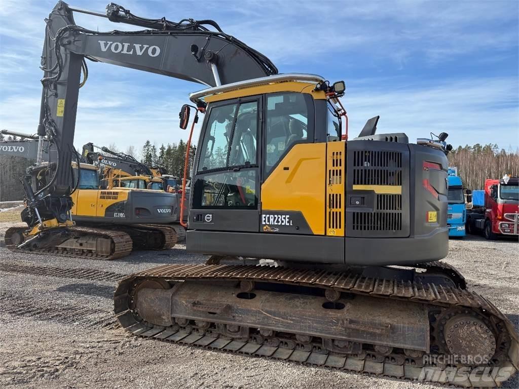Volvo ECR235EL Lánctalpas kotrók