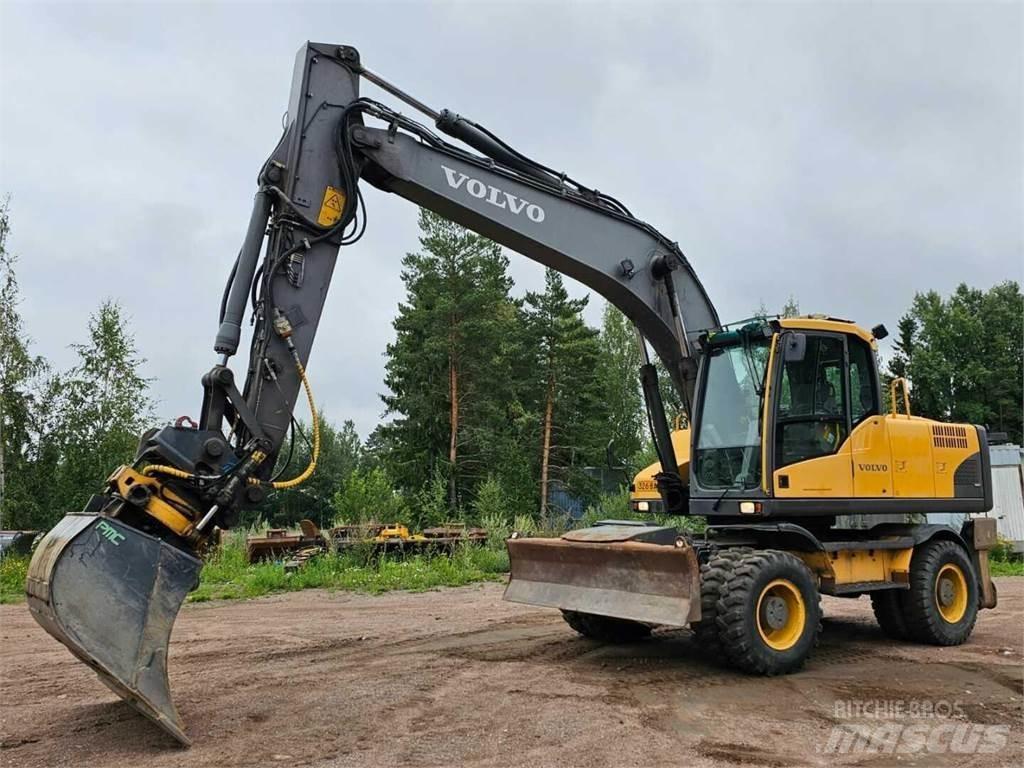 Volvo EW 180 C Gumikerekes kotrók