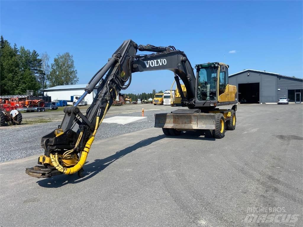Volvo EW 180 C Gumikerekes kotrók