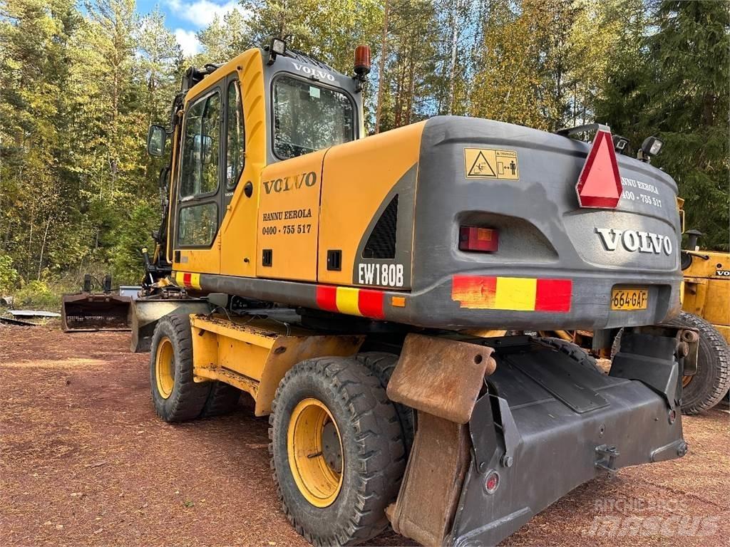 Volvo EW180B Gumikerekes kotrók