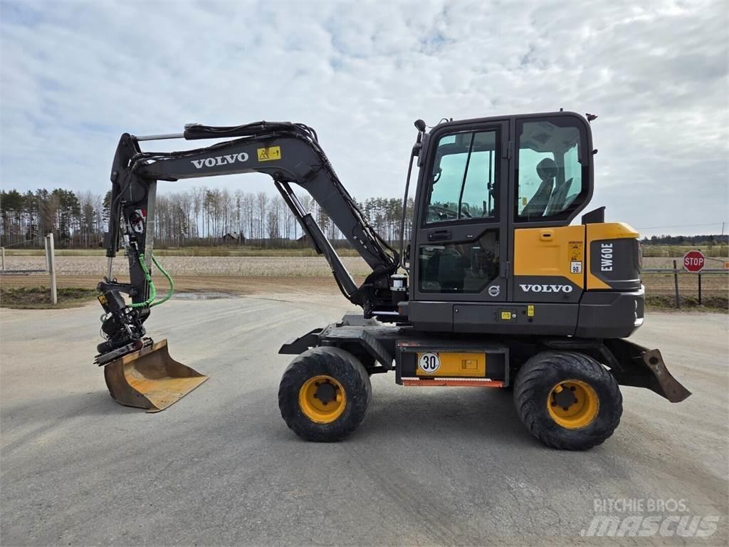 Volvo EW60E Gumikerekes kotrók