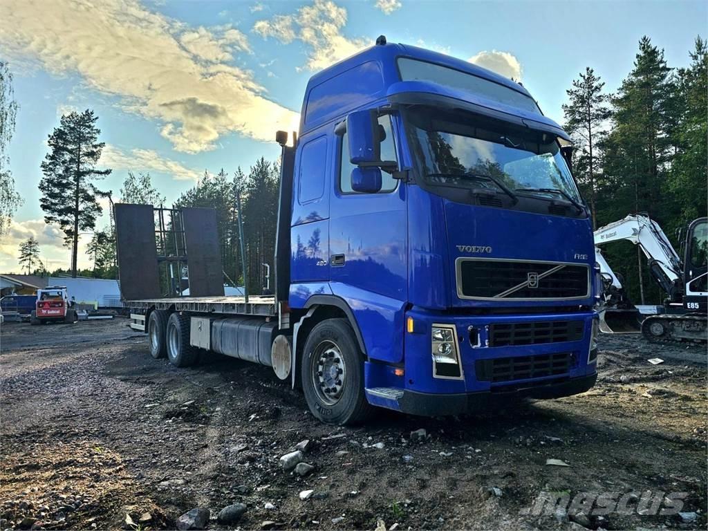Volvo FH12 6x2 Platós / Ponyvás teherautók