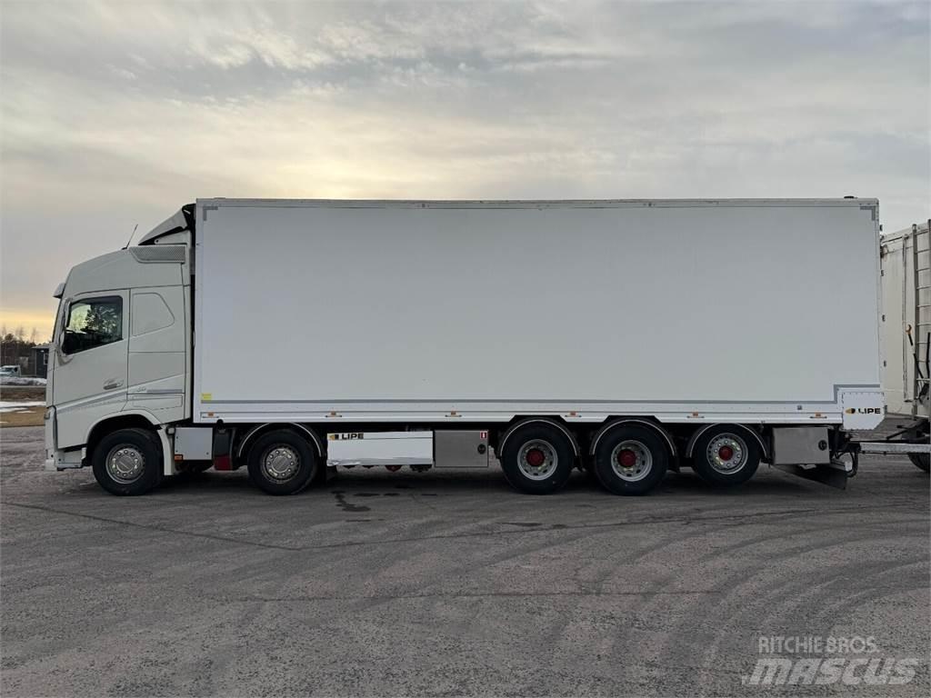 Volvo FH16 Deszkaszállító teherautók